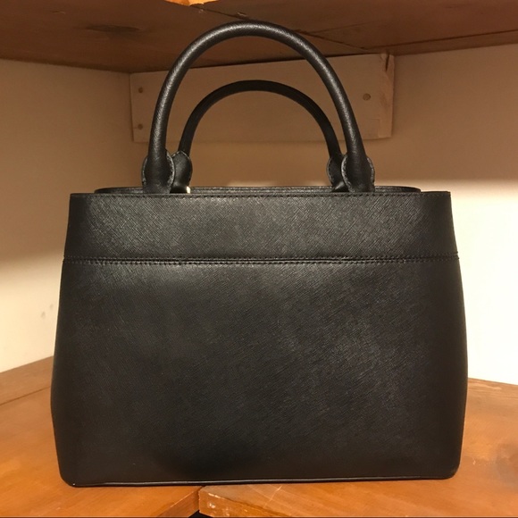 MICHAEL KORS Hailee Satchel - Picture 6 of 8